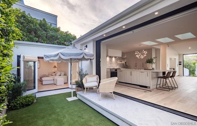 Exterior, Hot Tub