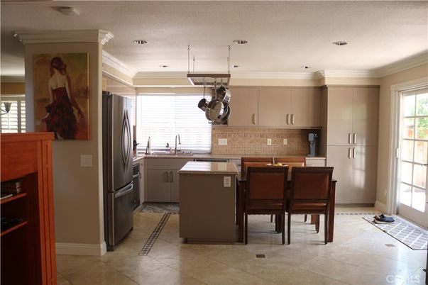 Dining room, Interior, Kitchen, Pendant Lights, Recessed Lighting