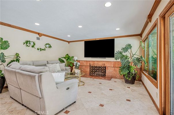 Fireplace, Interior, Living room, Recessed Lighting