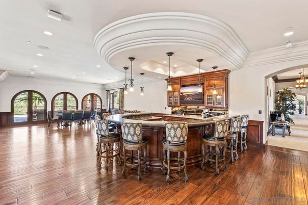 Interior, Pendant Lights, Recessed Lighting, Wood Texture Flooring
