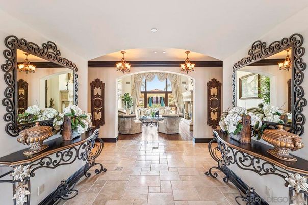 Chandelier, Interior, Living room, Recessed Lighting