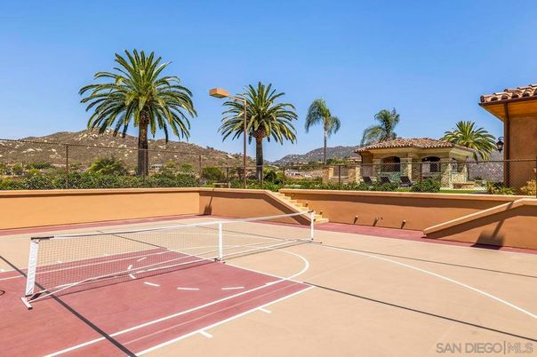 Exterior, Tennis Courts