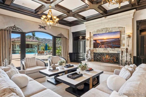 Chandelier, Fireplace, Interior, Living room, Recessed Lighting