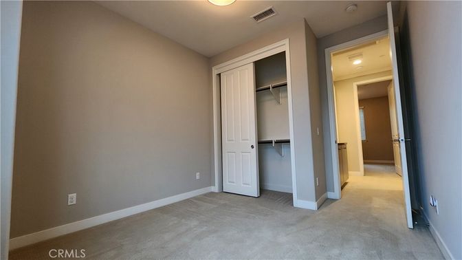 Empty room, Interior, Recessed Lighting, Walk-in Closets