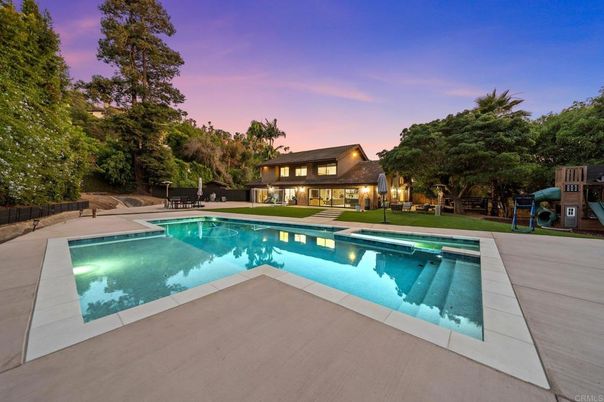 Exterior, Playground, Pool