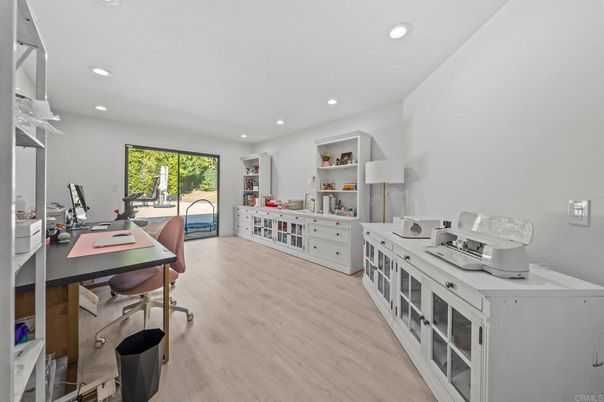 Home Office, Interior, Recessed Lighting, Wood Texture Flooring