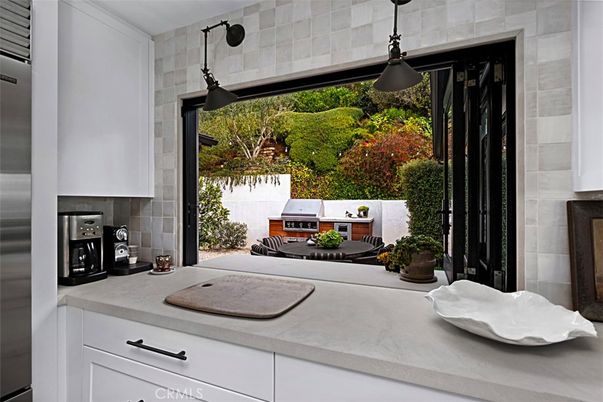 Exterior, Pendant Lights