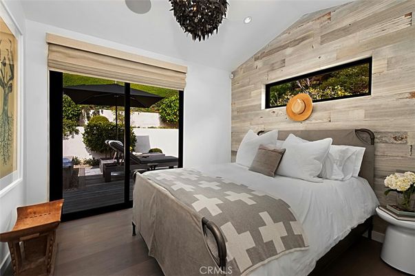 Bedroom, Interior, Pendant Lights, Recessed Lighting, Wood Texture Flooring, Wooden Walls