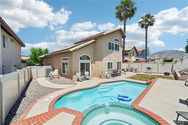 Exterior, Pool, Solar Panels