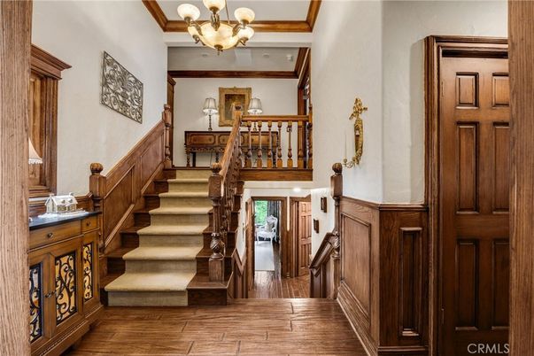 Chandelier, Interior, Wood Texture Flooring