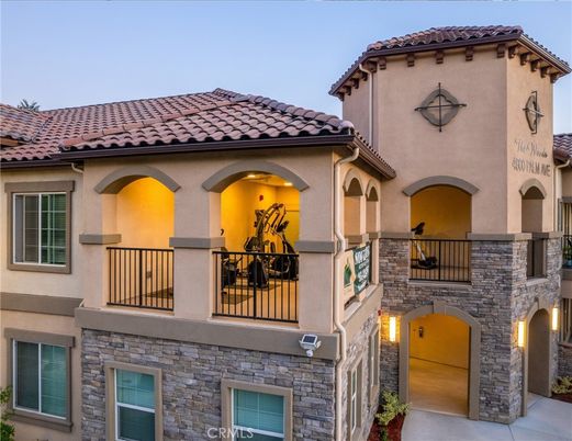 Attached, Exterior, Facade, Mediterranean