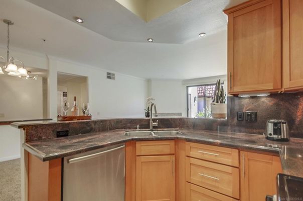 Interior, Kitchen, Pendant Lights, Recessed Lighting