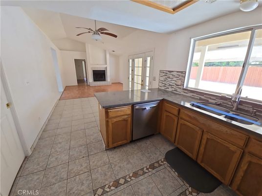 Fireplace, Interior, Kitchen