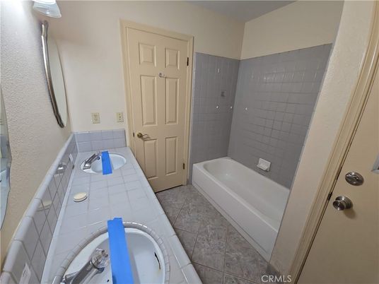 Bathroom, Interior, Tile Countertops