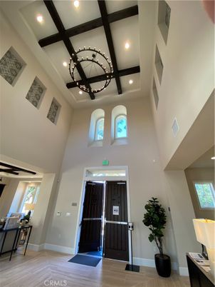 Chandelier, Interior, Recessed Lighting, Wooden Beams, Wood Texture Flooring