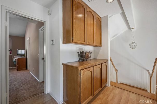 Interior, Pendant Lights, Wood Texture Flooring