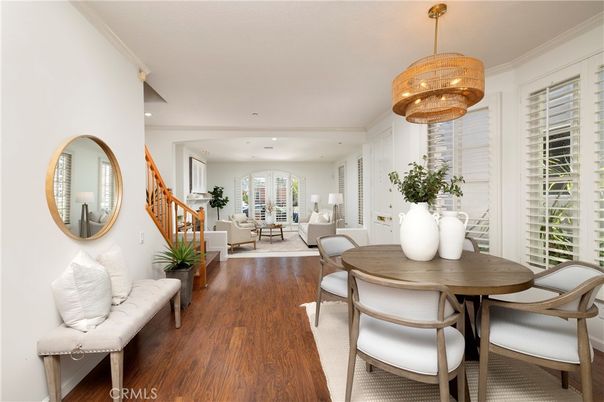 Chandelier, Dining room, Interior, Living room, Recessed Lighting, Wood Texture Flooring