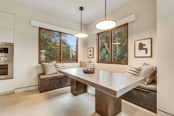 Dining room, Interior, Pendant Lights, Stainless Steel Appliances
