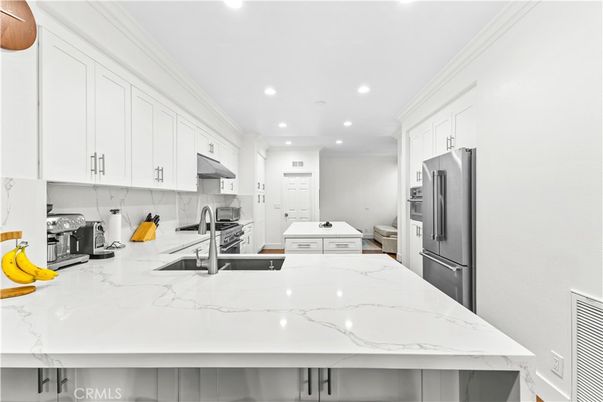 Interior, Kitchen, Recessed Lighting