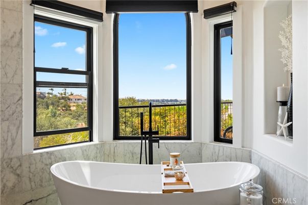 Bathroom, Free Standing Baths, Interior, Marble Walls