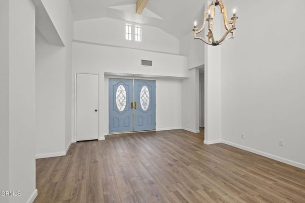 Chandelier, Interior, Wood Texture Flooring