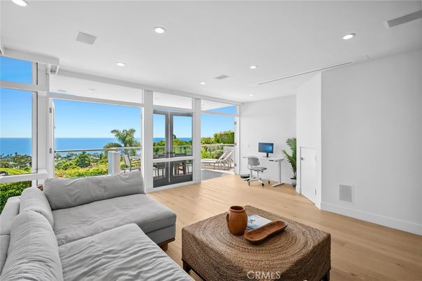 Interior, Living room, Recessed Lighting, Water, Wood Texture Flooring