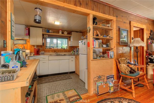 Interior, Kitchen, Wood Texture Flooring, Wooden Walls