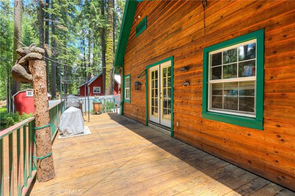 Exterior, Wood Texture Flooring