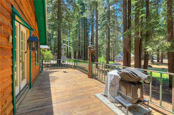 Exterior, Wood Texture Flooring