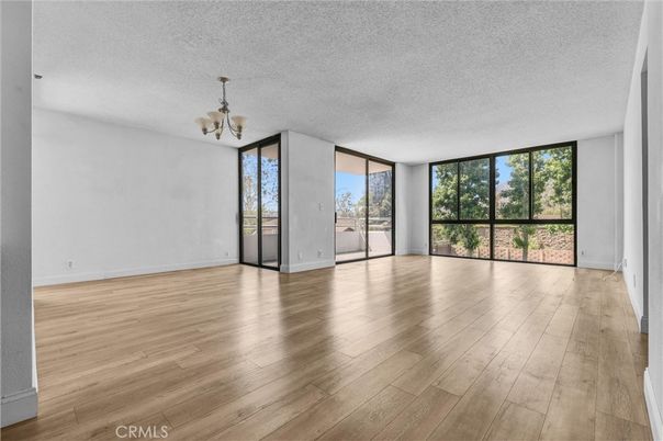 Chandelier, Empty room, Interior, Wood Texture Flooring