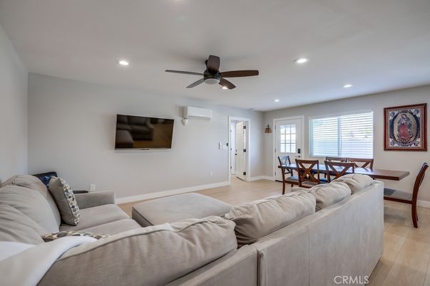 Dining room, Interior, Living room, Recessed Lighting