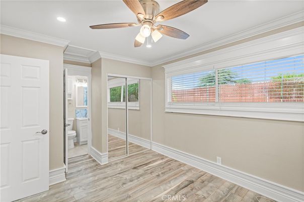 Bathroom, Interior, Recessed Lighting, Wood Texture Flooring