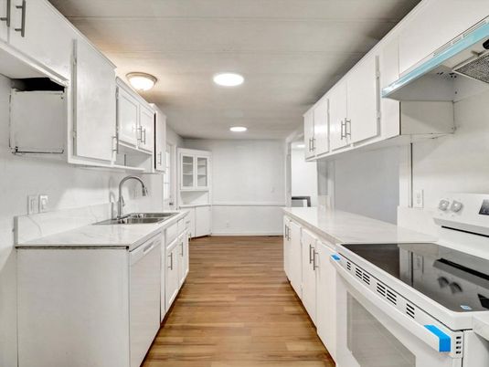 Interior, Kitchen, Recessed Lighting, Wood Texture Flooring