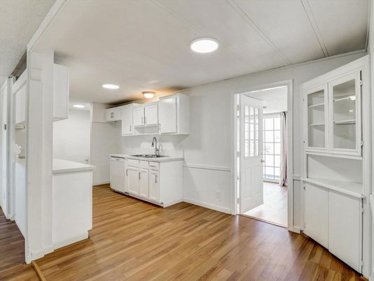 Interior, Kitchen, Recessed Lighting, Wood Texture Flooring