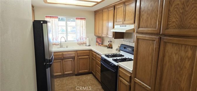 Interior, Kitchen, Tile Countertops
