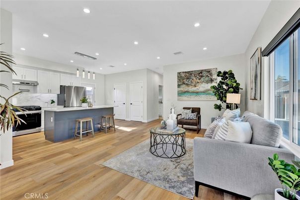 Interior, Kitchen, Living room, Pendant Lights, Recessed Lighting, Stainless Steel Appliances, Wood Texture Flooring