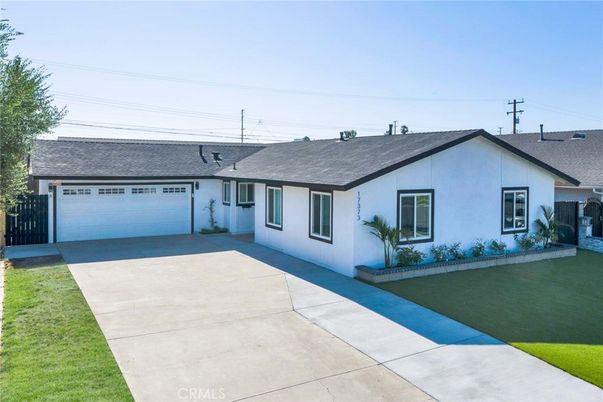 Attached, Backyard, Exterior, Facade, Ranch
