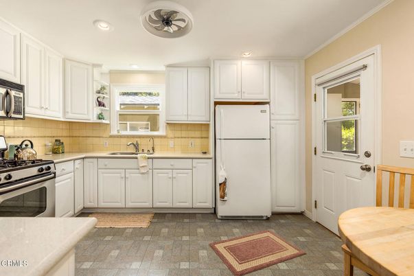 Interior, Kitchen, Recessed Lighting