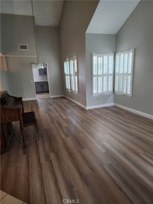 Empty room, Interior, Pendant Lights, Wood Texture Flooring