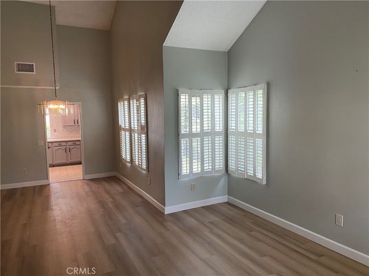 Empty room, Interior, Pendant Lights, Wood Texture Flooring