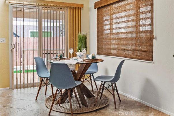 Dining room, Interior