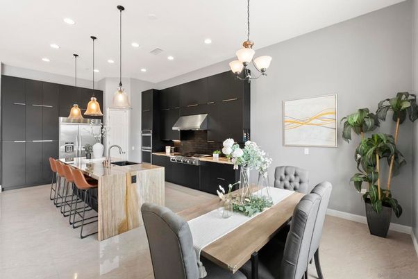 Dining room, Interior, Kitchen, Pendant Lights, Recessed Lighting, Stainless Steel Appliances