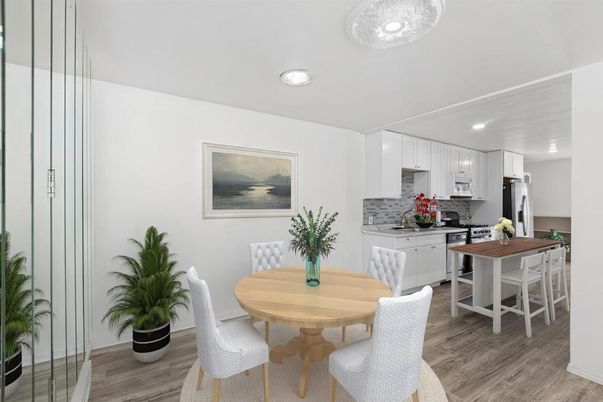Dining room, Interior, Kitchen, Recessed Lighting, Wood Texture Flooring