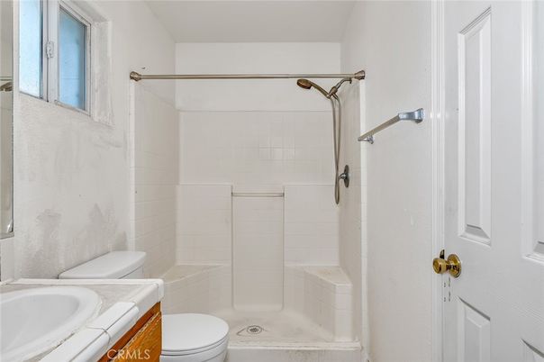 Bathroom, Interior, Tile Countertops