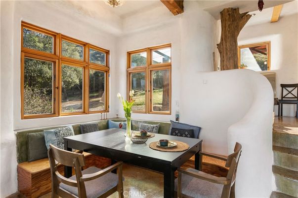 Dining room, Interior
