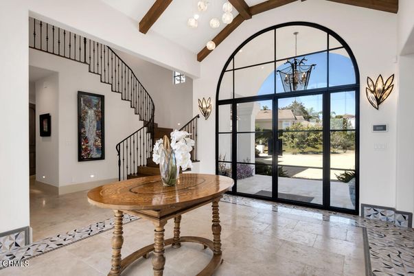 Interior, Pendant Lights, Wooden Beams