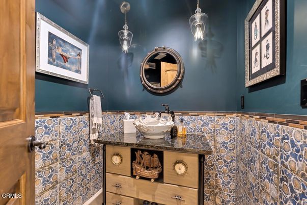 Bathroom, Interior, Pendant Lights