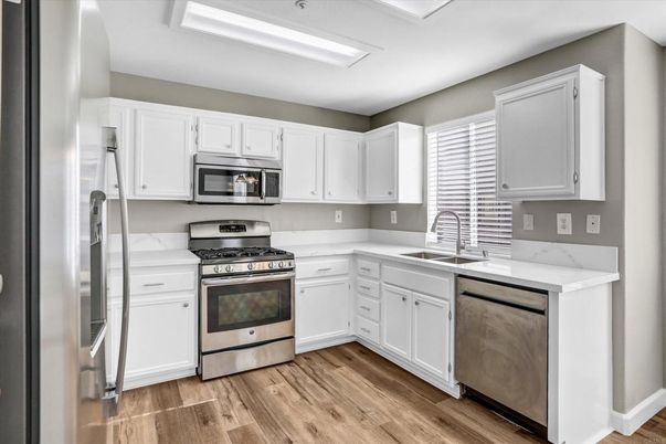Interior, Kitchen, Stainless Steel Appliances, Wood Texture Flooring
