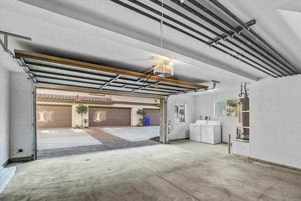 Garage, Interior, Washer