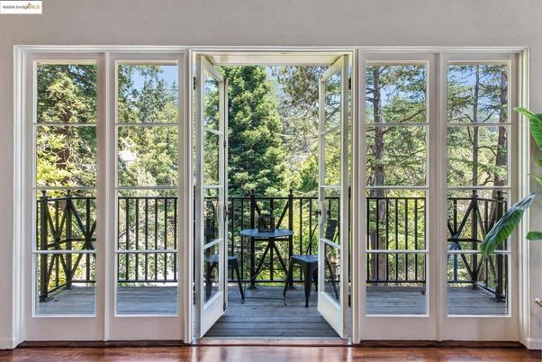 Interior, Sun Room, Wood Texture Flooring